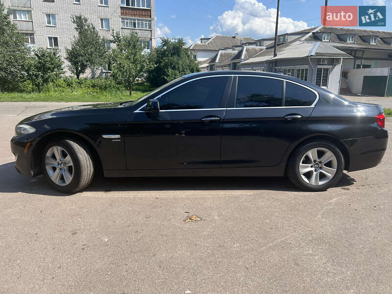 Седан BMW 5 Series 2011 в Конотопе