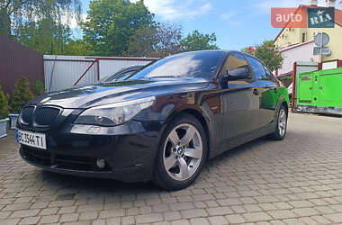Седан BMW 5 Series 2003 в Львові