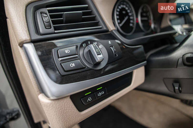 Седан BMW 5 Series 2011 в Львові