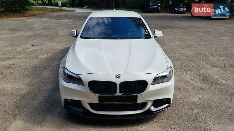 Седан BMW 5 Series 2011 в Львове