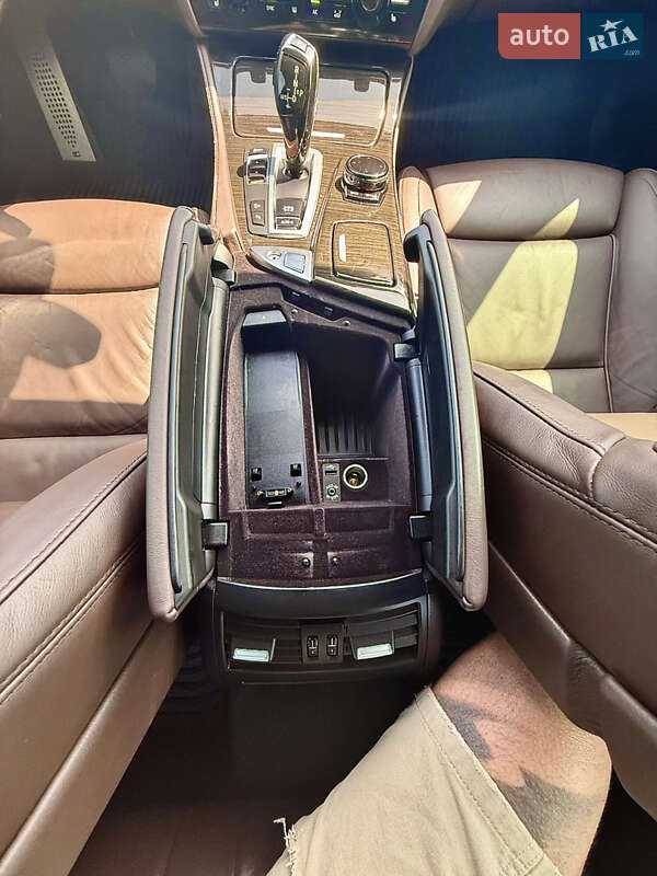 Универсал BMW 5 Series 2014 в Ровно