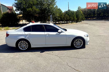 Седан BMW 5 Series 2015 в Дніпрі