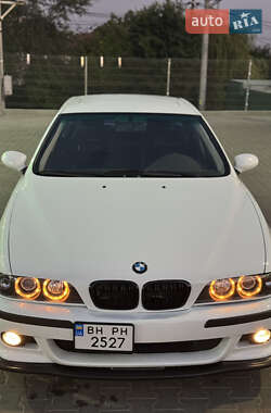 Седан BMW 5 Series 1999 в Одессе