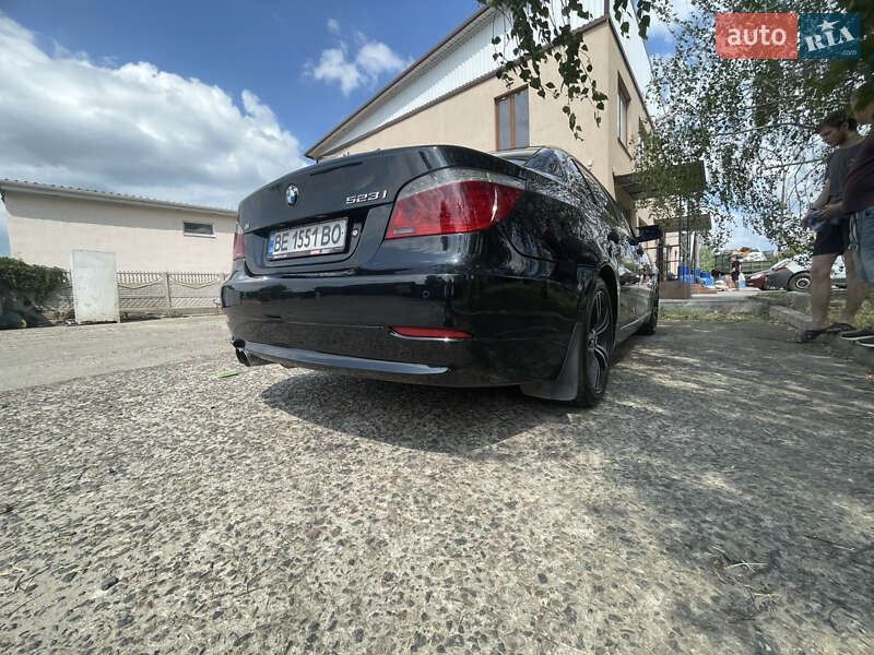Седан BMW 5 Series 2008 в Южноукраинске