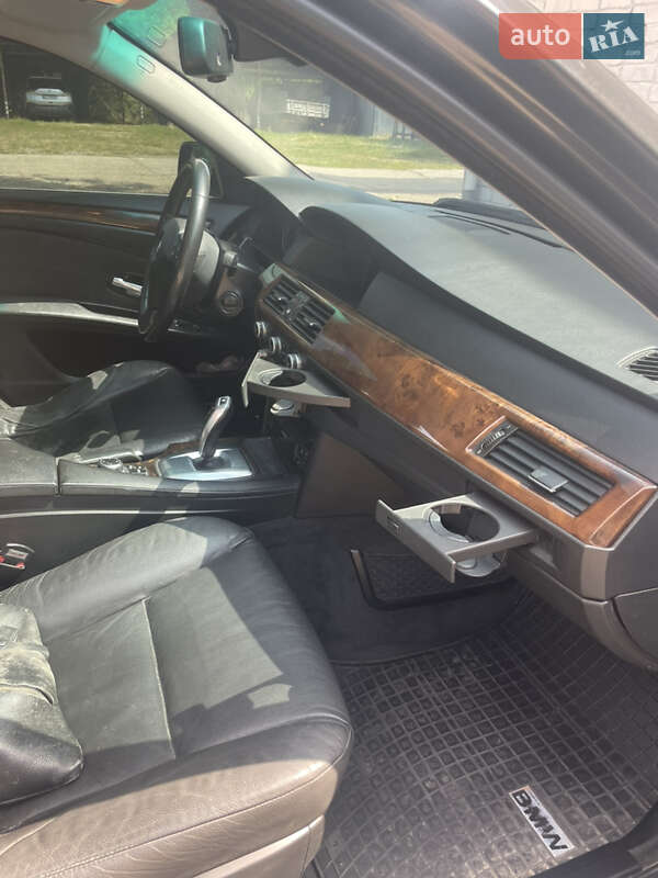 Седан BMW 5 Series 2008 в Южноукраинске