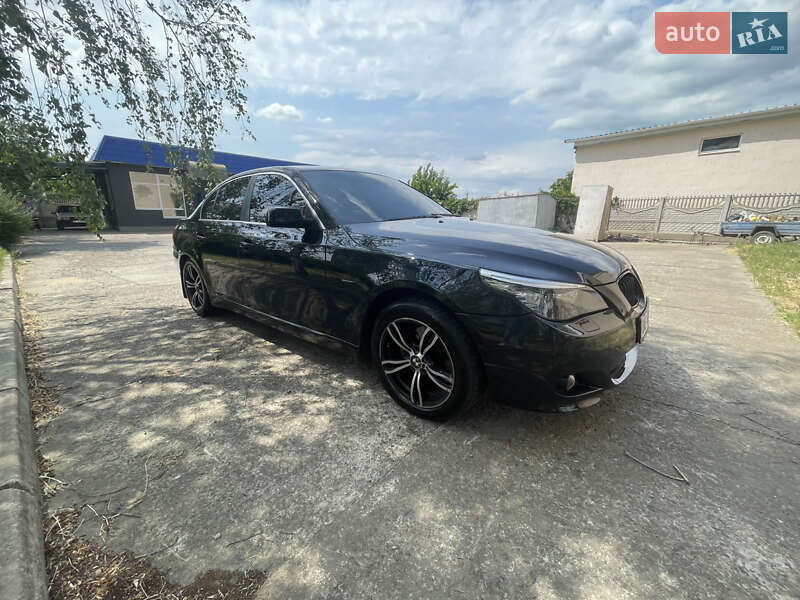 Седан BMW 5 Series 2008 в Южноукраинске