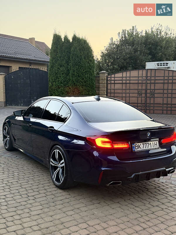 Седан BMW 5 Series 2017 в Ровно