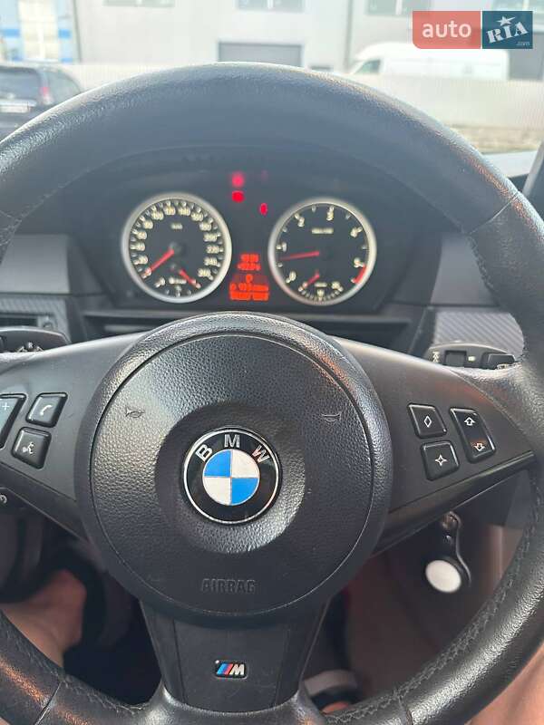Седан BMW 5 Series 2005 в Львове