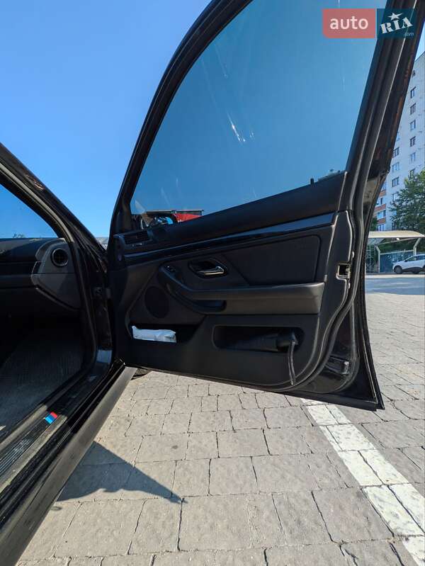 Универсал BMW 5 Series 2001 в Тернополе