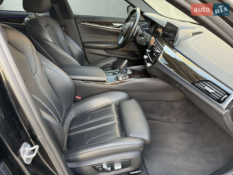 Седан BMW 5 Series 2018 в Киеве фото 18 Седан BMW 5 Series 2018 в Киеве