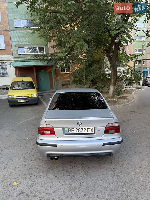 Седан BMW 5 Series 1999 в Березанке