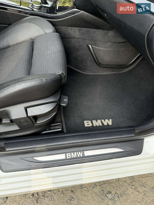 Седан BMW 5 Series 2012 в Ильинцах фото 16 Седан BMW 5 Series 2012 в Ильинцах