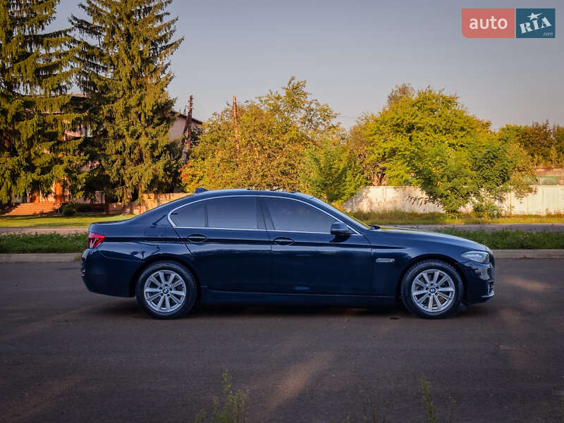 Седан BMW 5 Series 2014 в Коростене