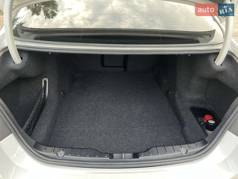 Седан BMW 5 Series 2012 в Кременчуге фото 57 Седан BMW 5 Series 2012 в Кременчуге