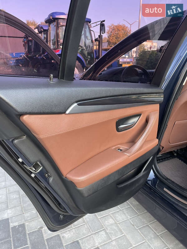 Універсал BMW 5 Series 2017 в Звягелі