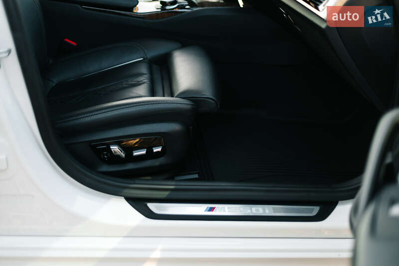 Седан BMW 5 Series 2020 в Днепре