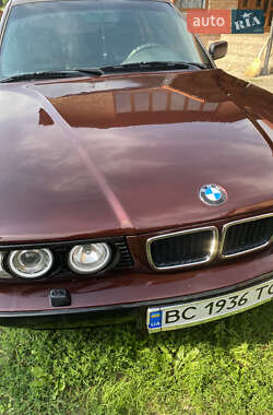 Седан BMW 5 Series 1995 в Львове