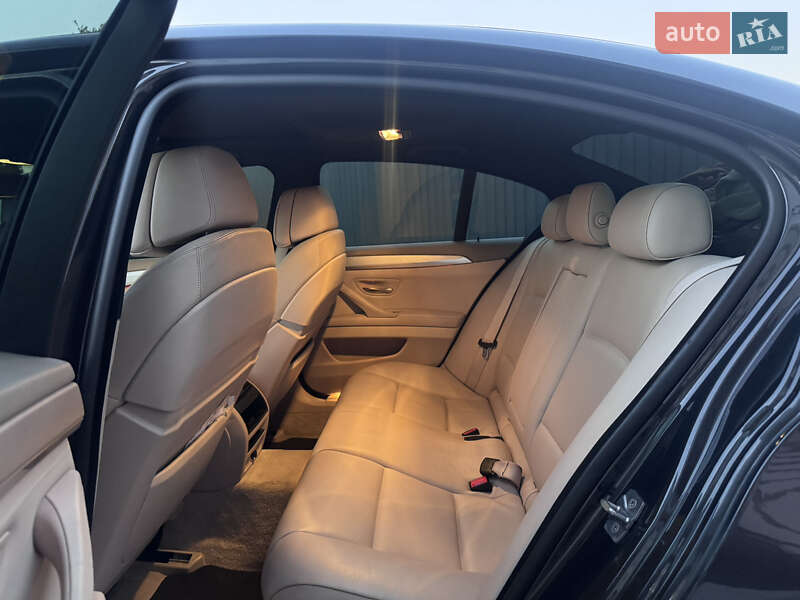 Седан BMW 5 Series 2012 в Звенигородке