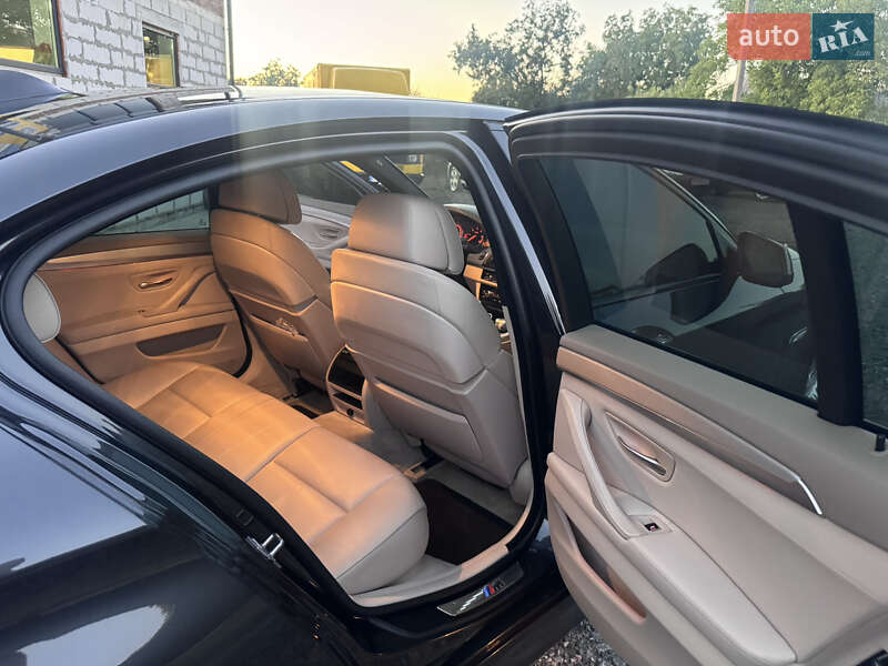 Седан BMW 5 Series 2012 в Звенигородке