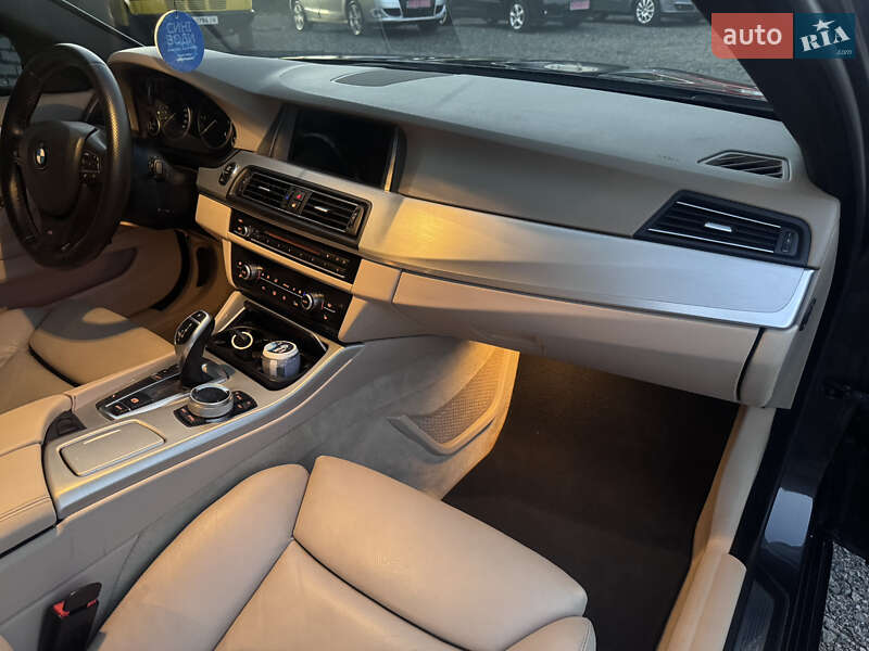 Седан BMW 5 Series 2012 в Звенигородке