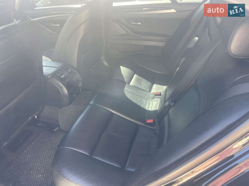 Седан BMW 5 Series 2011 в Мукачево фото 7 Седан BMW 5 Series 2011 в Мукачево