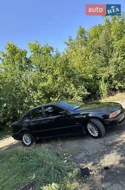 Седан BMW 5 Series 1999 в Сокирянах