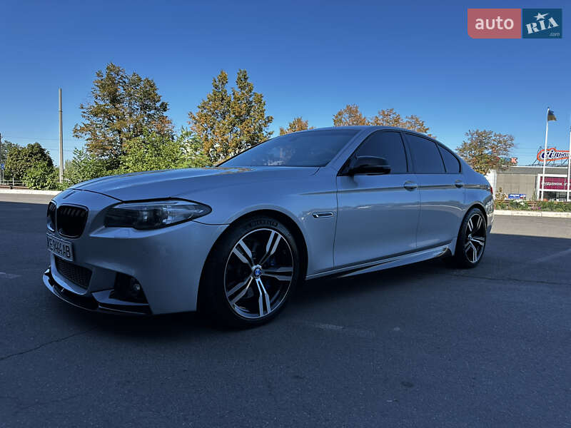 Седан BMW 5 Series 2014 в Кривом Роге