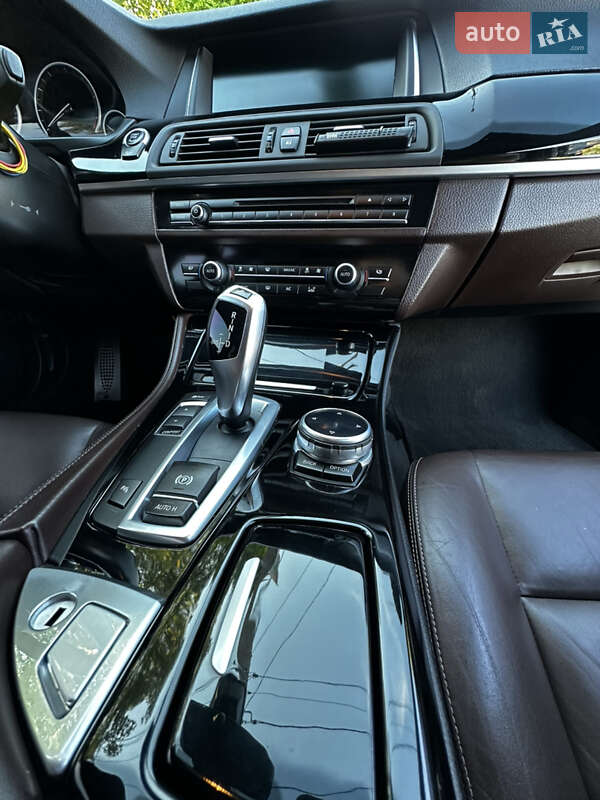 Седан BMW 5 Series 2014 в Кривом Роге