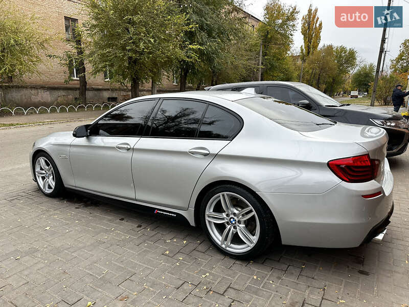 Седан BMW 5 Series 2014 в Кривом Роге