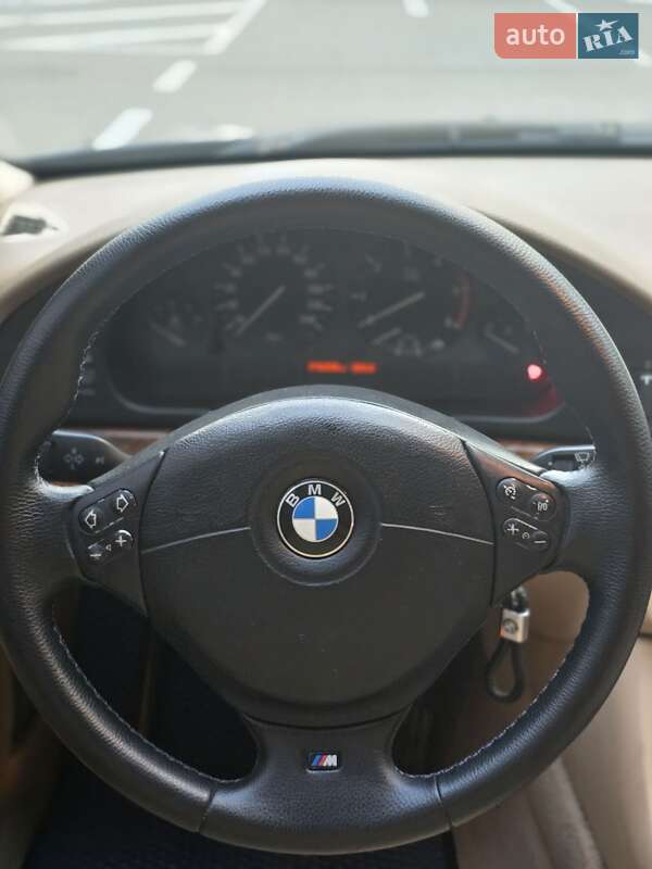 Седан BMW 5 Series 1999 в Киеве