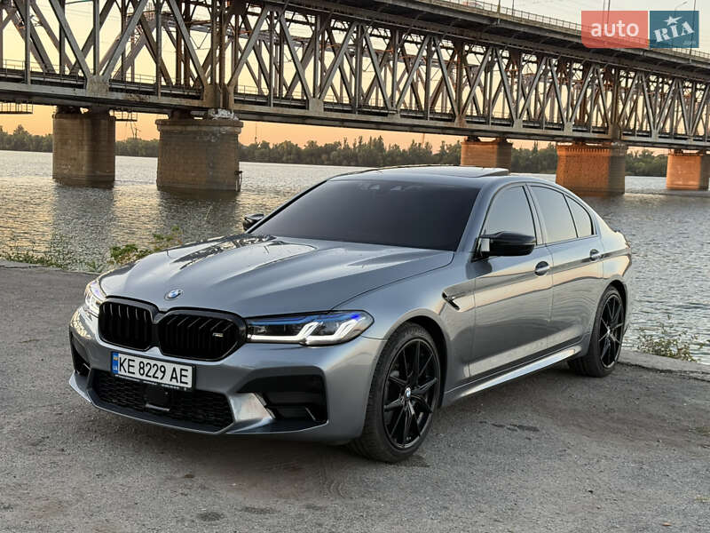 Седан BMW 5 Series 2018 в Дніпрі