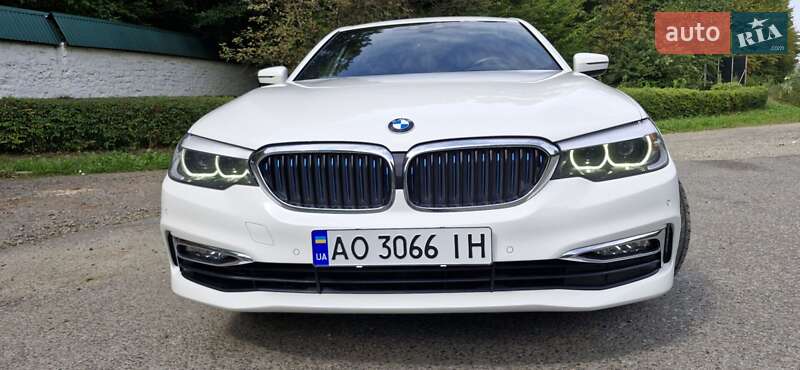Седан BMW 5 Series 2018 в Ужгороде
