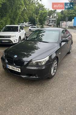 Седан BMW 5 Series 2004 в Ізмаїлі