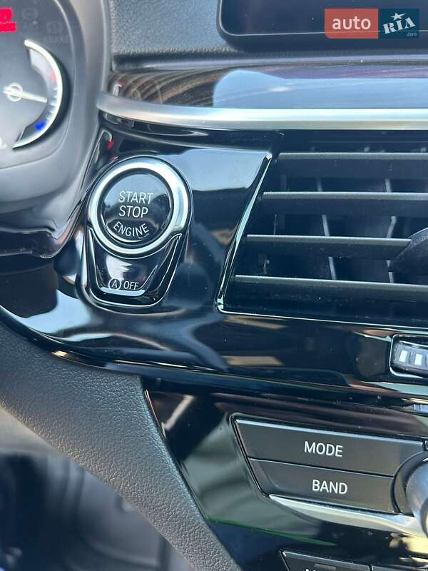 Седан BMW 5 Series 2018 в Киеве