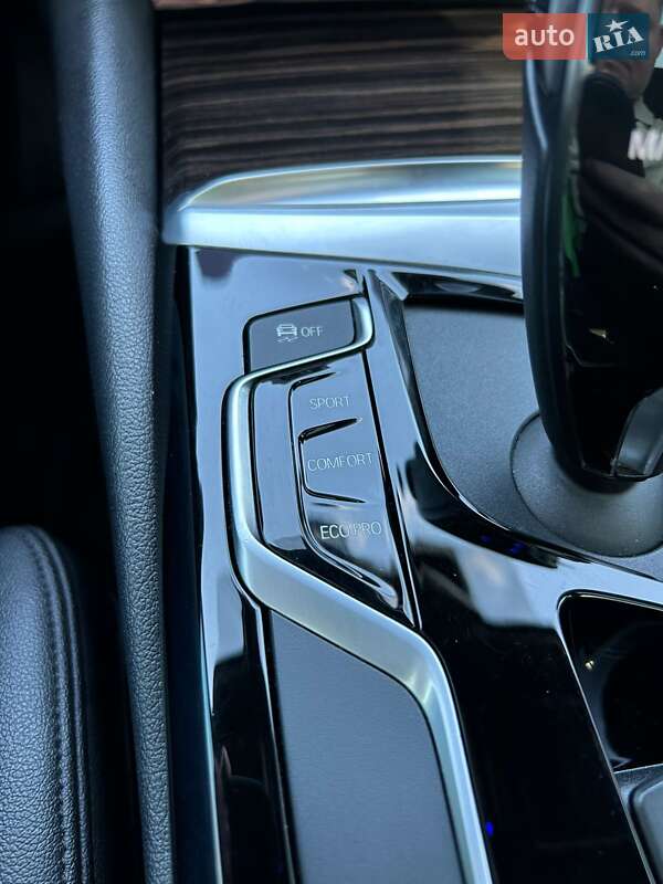 Седан BMW 5 Series 2018 в Киеве