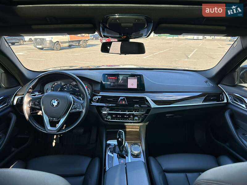 Седан BMW 5 Series 2018 в Киеве