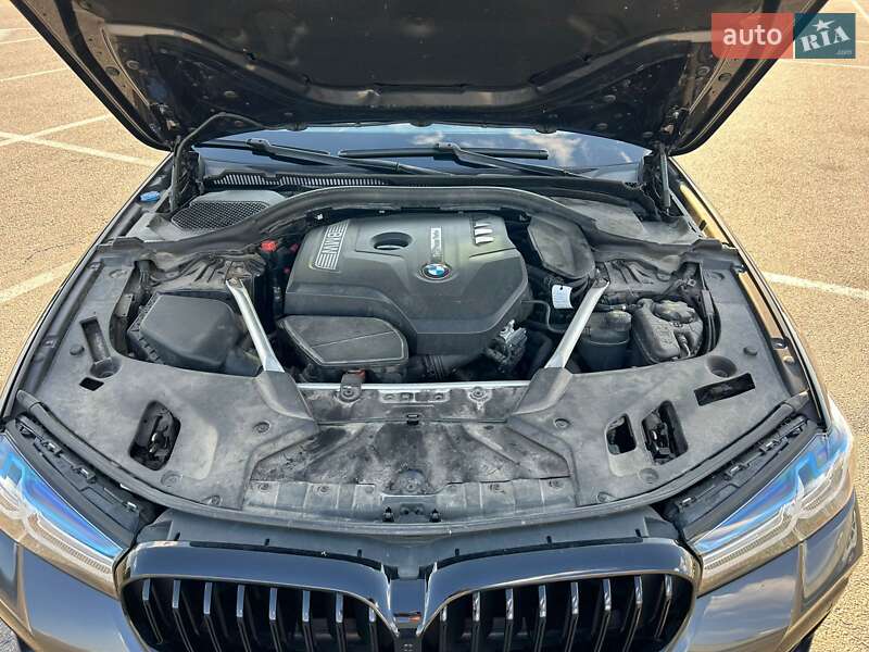 Седан BMW 5 Series 2018 в Киеве