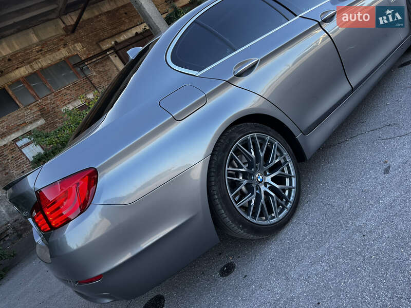 Седан BMW 5 Series 2010 в Вінниці