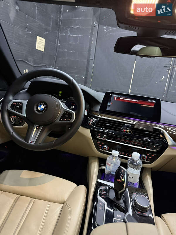 Седан BMW 5 Series 2017 в Киеве