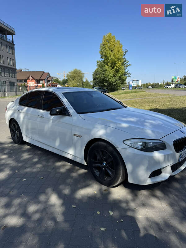 Седан BMW 5 Series 2011 в Львове фото 4 Седан BMW 5 Series 2011 в Львове