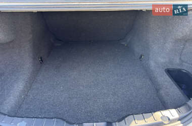 Седан BMW 5 Series 2011 в Львове