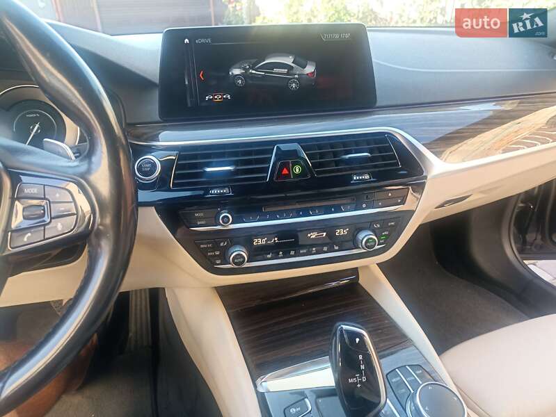 Седан BMW 5 Series 2018 в Днепре фото 26 Седан BMW 5 Series 2018 в Днепре