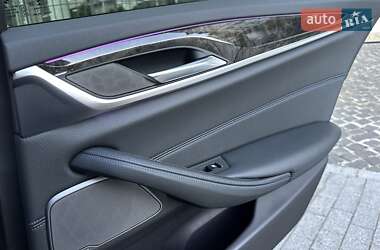 Седан BMW 5 Series 2018 в 