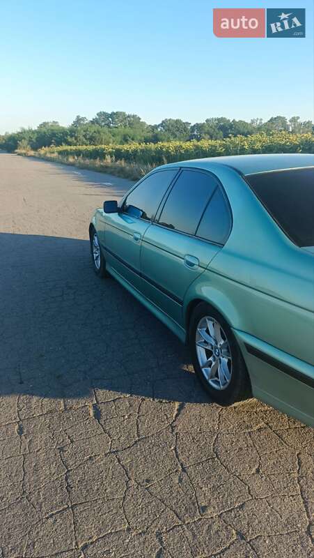 Седан BMW 5 Series 2000 в Баре фото 7 Седан BMW 5 Series 2000 в Баре
