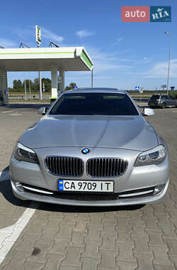 Седан BMW 5 Series 2012 в 