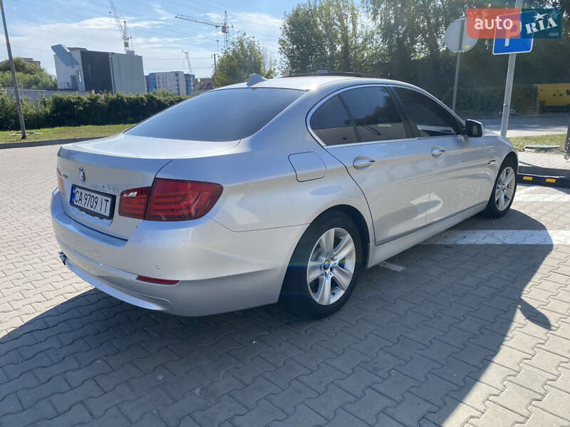 Седан BMW 5 Series 2012 в Корсунь-Шевченківському
