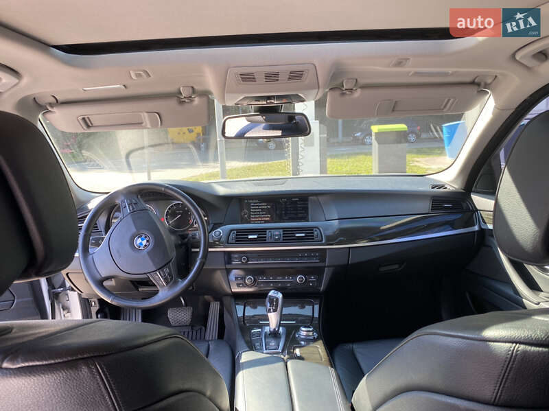Седан BMW 5 Series 2012 в Корсунь-Шевченківському