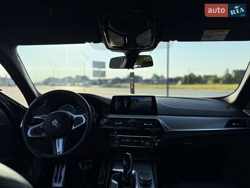 Седан BMW 5 Series 2017 в Луцьку