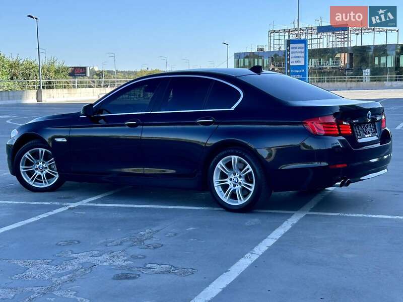 Седан BMW 5 Series 2013 в Киеве