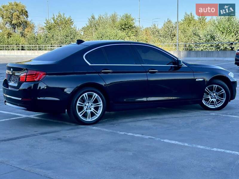 Седан BMW 5 Series 2013 в Киеве